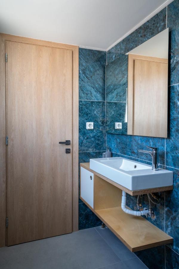 Апартаменты Maxblue 2 Пирей Экстерьер фото