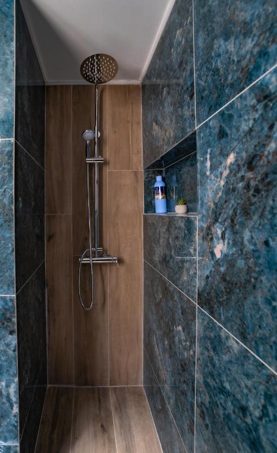 Апартаменты Maxblue 2 Пирей Экстерьер фото